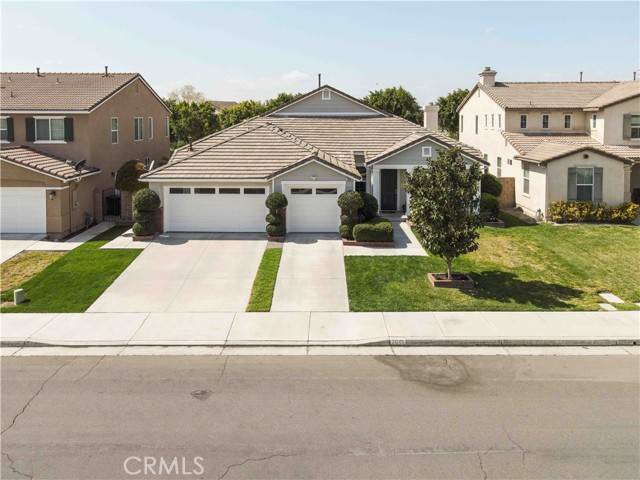 Eastvale, CA 92880,7041 Deer Canyon