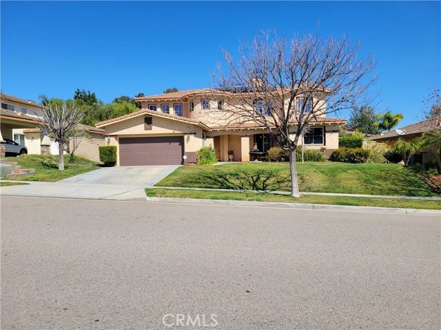 Corona, CA 92883,1775 Honors Lane