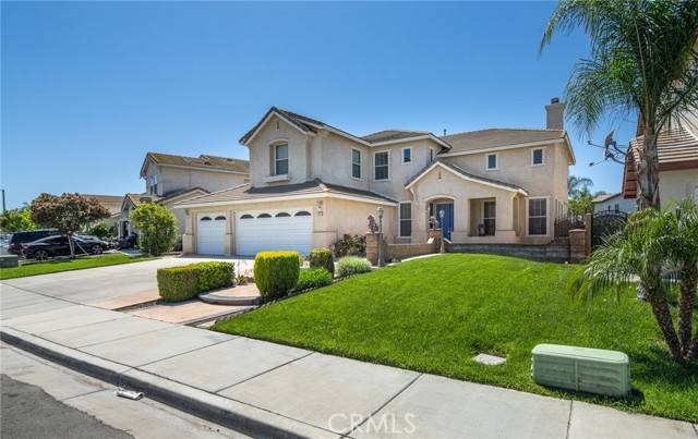 Eastvale, CA 92880,7423 Four Winds Court