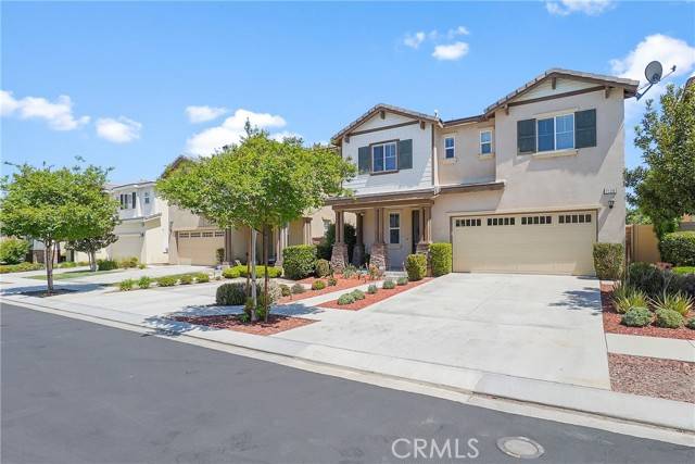 Eastvale, CA 92880,7128 Estrella Court