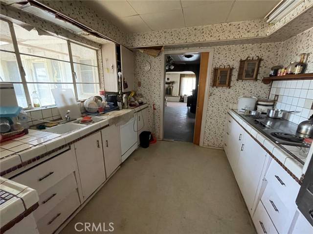 Lucerne Valley, CA 92356,10849 Barstow Road