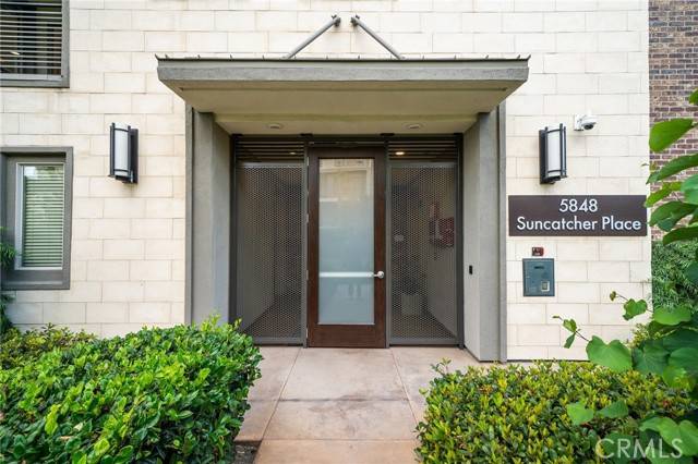 Playa Vista, CA 90094,5848 Suncatcher Place #1