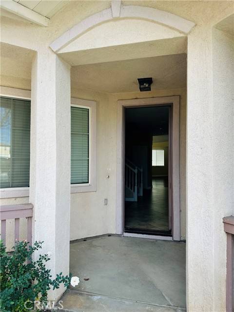 Eastvale, CA 91752,6881 Landing Ct