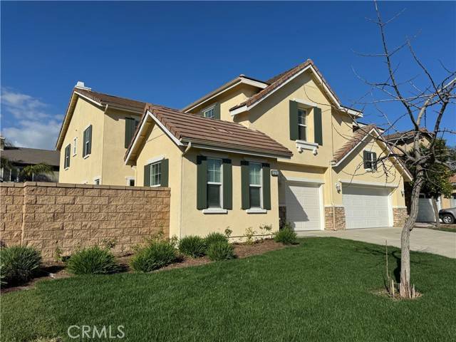 Eastvale, CA 92880,13742 Bright Water Circle