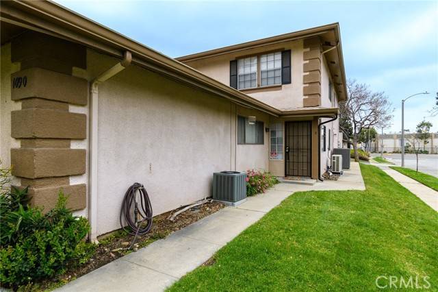 Azusa, CA 91702,1090 W Calle Del Sol #3