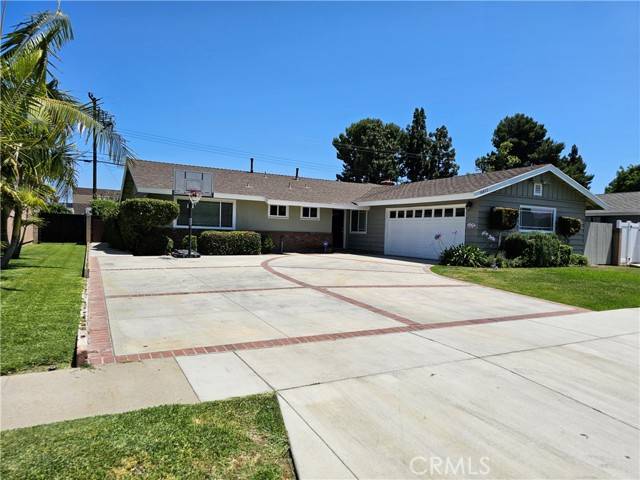 Tustin, CA 92780,14832 Carfax Drive