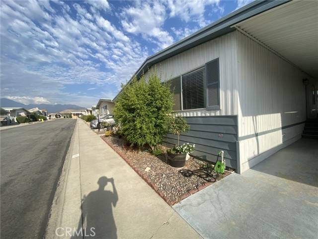 Redlands, CA 92374,626 N Dearborn #11