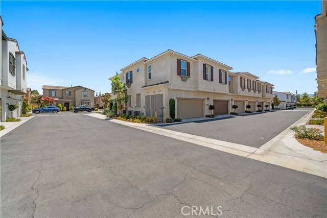 Eastvale, CA 92880,14530 Sienna Place