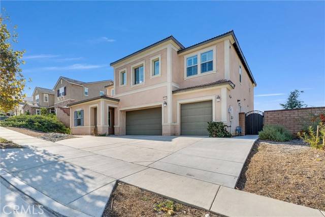 Corona, CA 92882,2437 Sierra Bella Drive