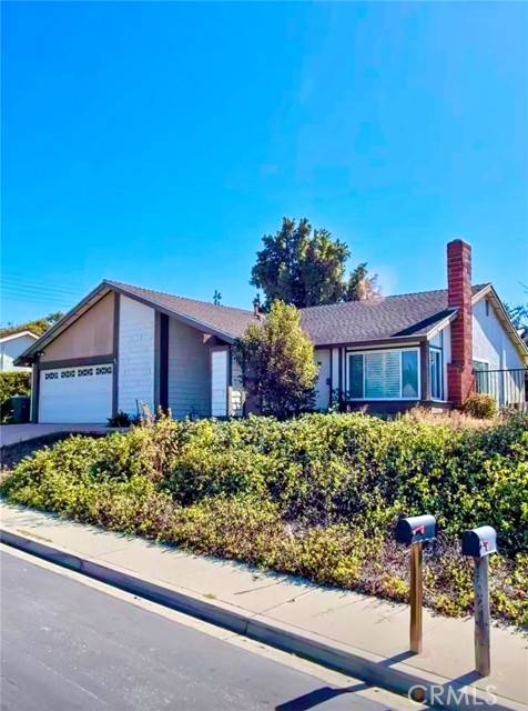 Thousand Oaks, CA 91360,416 Camino Dos Palos