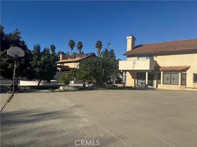 Walnut, CA 91789,20144 Traveler Circle