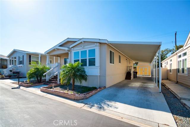 Riverside, CA 92503,3500 Buchanan #198