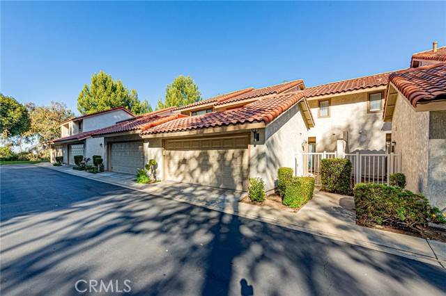 Diamond Bar, CA 91765,22801 Chardonnay Drive #4