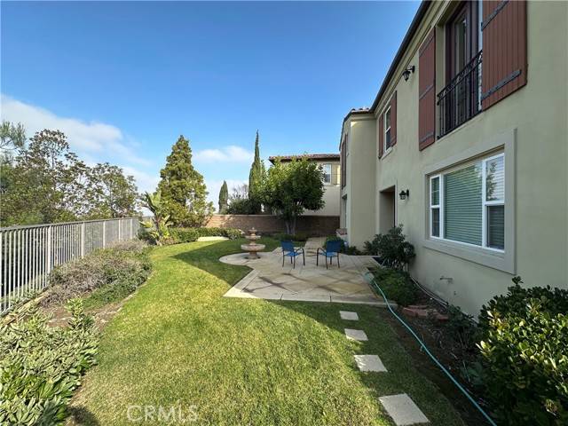 Irvine, CA 92603,37 Hedgerow