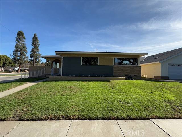 Long Beach, CA 90815,2552 Ostrom ave