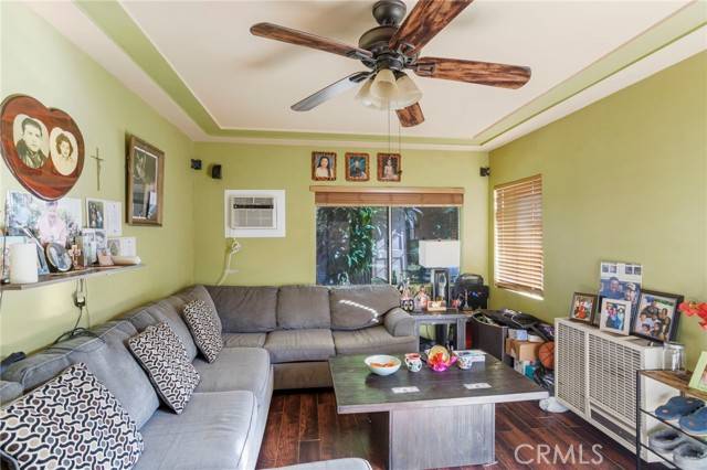 Los Angeles, CA 90039,4144 Edenhurst Avenue
