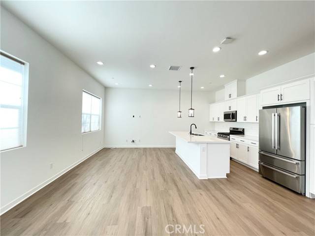 Ontario, CA 91762,2443 E Encanto Paseo