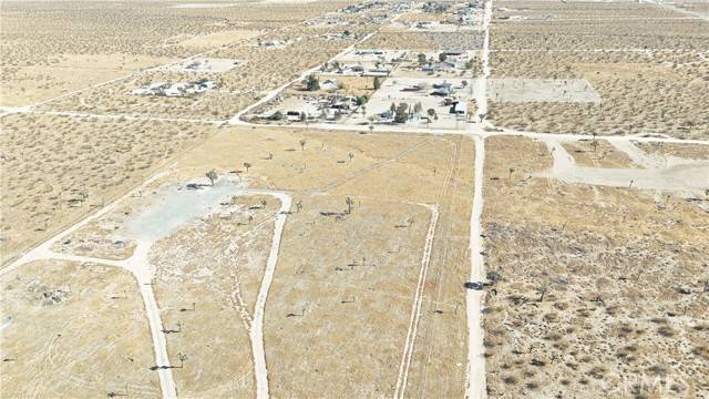Phelan, CA 92371,14326 Manada