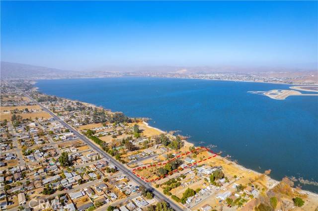 Lake Elsinore, CA 92530,17786 Grand Avenue