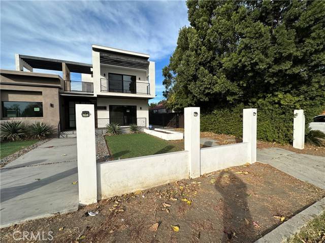 Encino, CA 91436,5151 Rubio Avenue