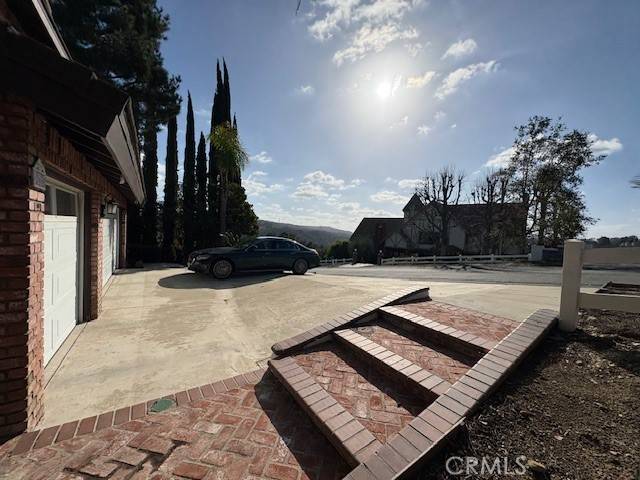 Diamond Bar, CA 91765,2658 Braided Mane Drive