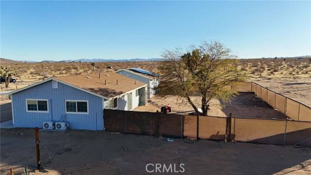 Landers, CA 92284,215 Hilton Avenue
