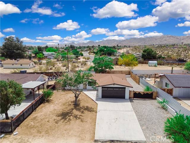 Joshua Tree, CA 92252,61461 El Reposo Street