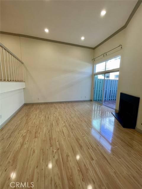 Valley Village, CA 91607,4730 Ben Avenue #3