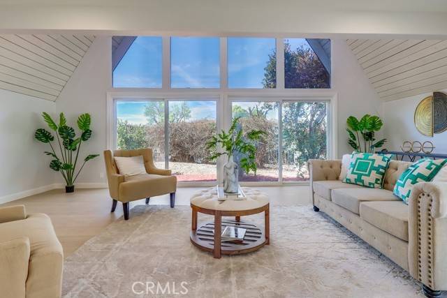 North Hills, CA 91343,9754 Swinton Avenue