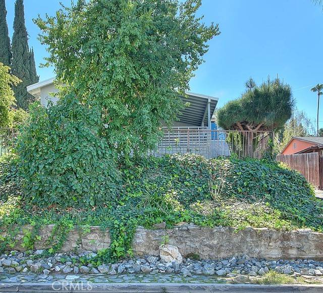 Los Angeles, CA 90065,4026 Toland Way