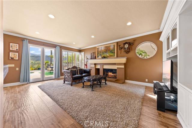 Rancho Santa Margarita, CA 92679,14 Beaconsfield