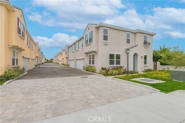 Whittier, CA 90604,11237 Gladhill Road #15