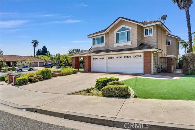 Phillips Ranch, CA 91766,1 El Vecino Place