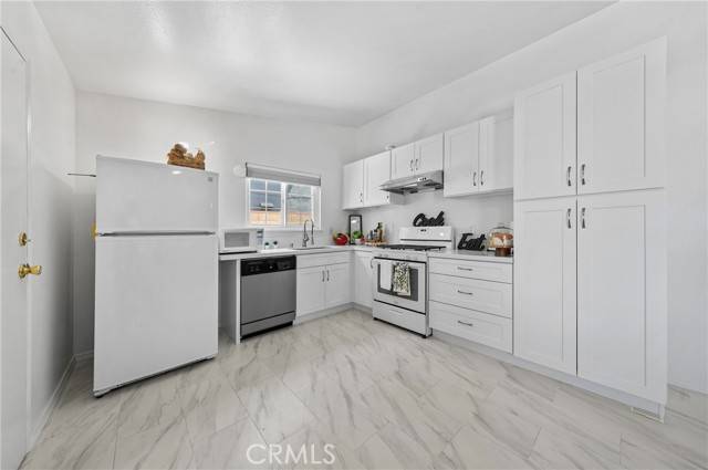 Rowland Heights, CA 91748,19508 Springport Drive