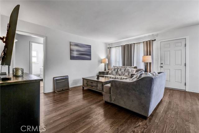 Lawndale, CA 90260,15302 Prairie Avenue