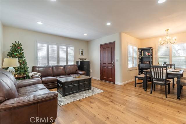 Temple City, CA 91780,5532 Persimmon Avenue
