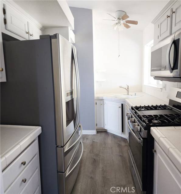 Hawaiian Gardens, CA 90716,12550 Carson #21