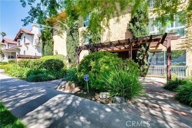 Pasadena, CA 91107,120 S Sierra Madre Boulevard #206