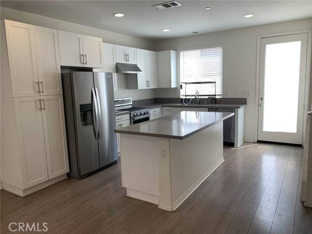 Walnut, CA 91789,658 Calle Valle