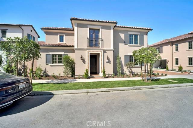 Irvine, CA 92602,109 Dolci
