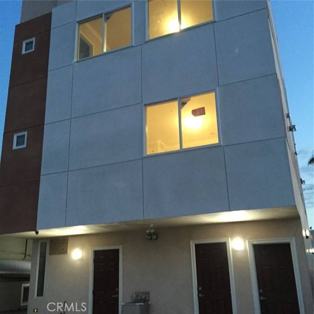 Sunset Beach, CA 90742,16754 Pacific Coast Highway #B