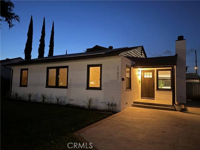 Van Nuys, CA 91406,17037 Covello Street