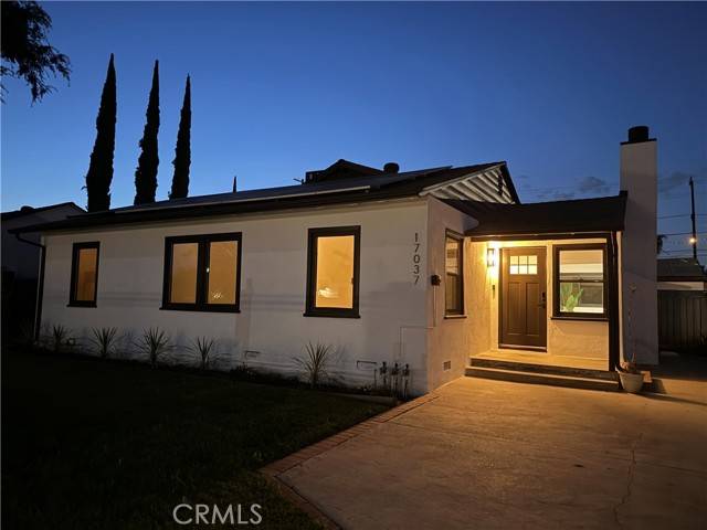 Van Nuys, CA 91406,17037 Covello Street