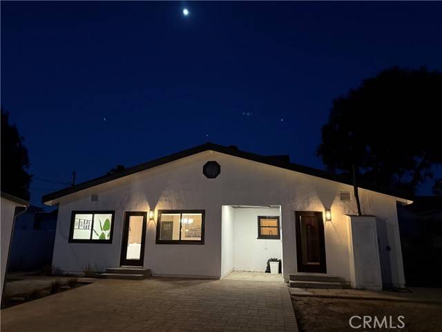 Van Nuys, CA 91406,17037 Covello Street