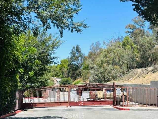 Diamond Bar, CA 91765,800 Grand Avenue #A5