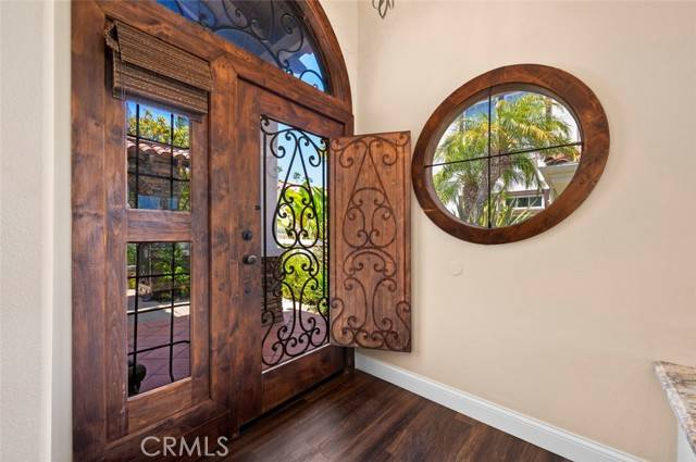 Laguna Niguel, CA 92677,29656 Seriana