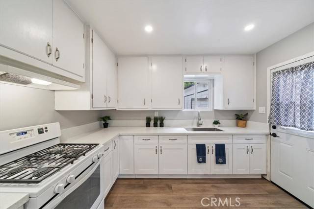 San Bernardino, CA 92404,2329 Roxbury Drive