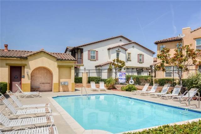 Ontario, CA 91761,2750 OAK HILL DR #16