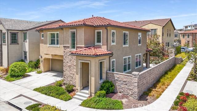 Lake Forest, CA 92610,1901 Aliso Canyon Drive