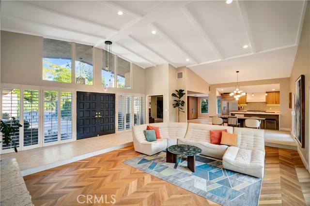 Woodland Hills, CA 91364,20351 Wells Drive